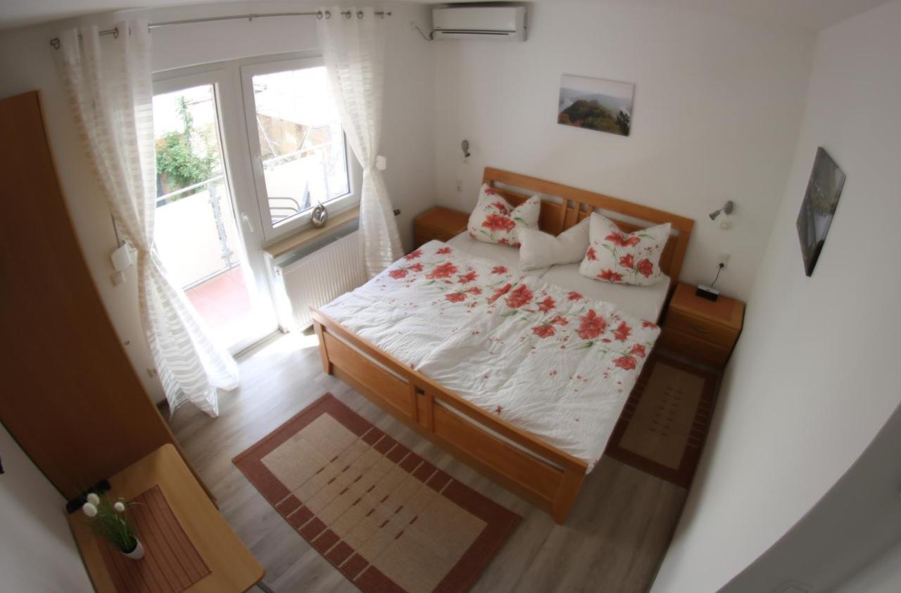 Ferienwohnungen Und Appartements - Haus Budinger 알프 외부 사진